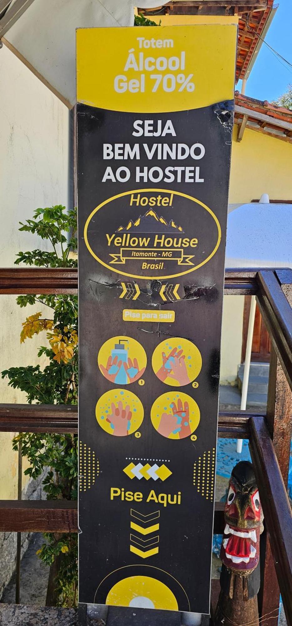 Hostel Yellow House Mg 이타몬테 외부 사진